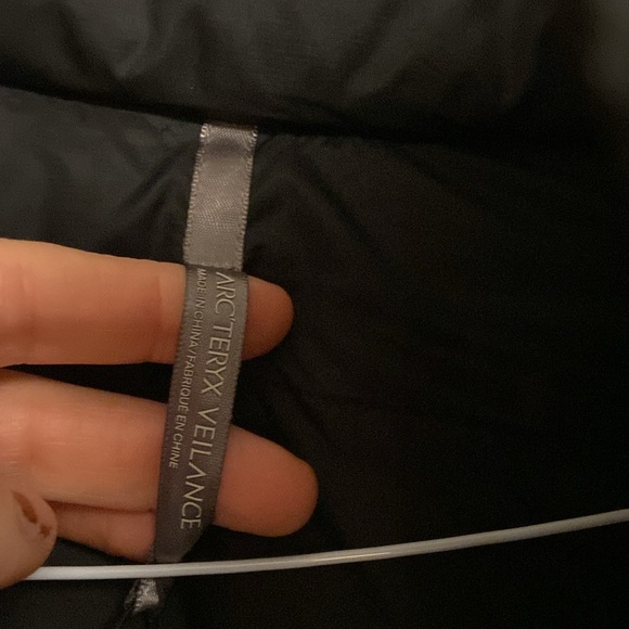 NWT arcteryx puffer - Picture 10 of 13